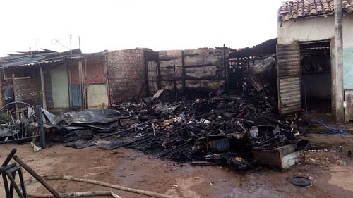 Incêndios destroem barracas em feiras de Maceió e Arapiraca