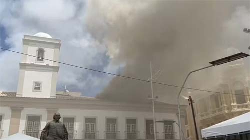 Incêndio atinge Câmara de Vereadores de Salvador; não há feridos