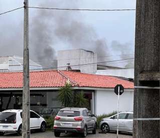 Incêndio atinge clínica na Gruta de Lourdes