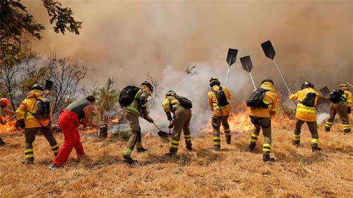 Governo Reconhece Desafio Crítico com Incêndios Persistentes na Espanha