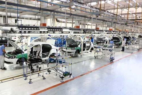 PIB brasileiro deve crescer 3,1% neste ano e 1,6% em 2023, diz CNI