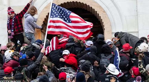 Um ano após invasão do Congresso, por que mais de 30 milhões ainda dizem que Trump venceu eleição