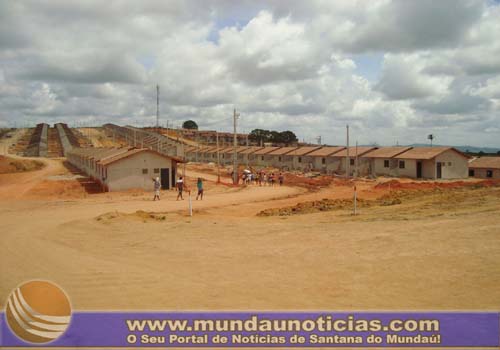 Moradores invadiram e ainda estão no Residencial Mundaú em Santana do Mundaú