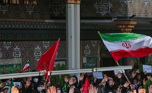 Justiça iraniana condena manifestante à pena de morte