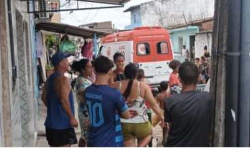 Homem pratica fraticidio matando irmão com 45 facadas e é preso