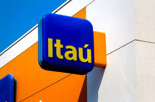Itaú fecha 114 agências, 20 PABs e 775 caixas eletrônicos em um ano
