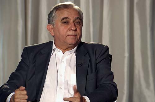 Ensino superior deveria ir para o Ministério da Ciência e Tecnologia, diz Izalci