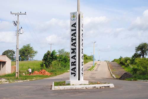 Colisão entre carro e moto deixa um morto em Jaramataia