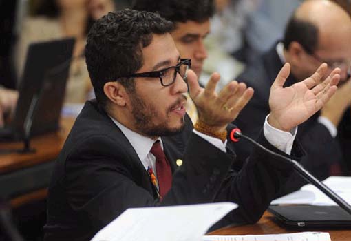 Ex-BBB faz campanha contra alagoanos e diz que prefere ser ex-BBB a ser Collor