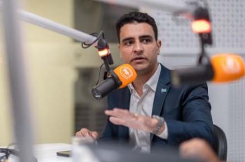 “Atinge os mais pobres”, afirma JHC sobre o aumento da conta de água