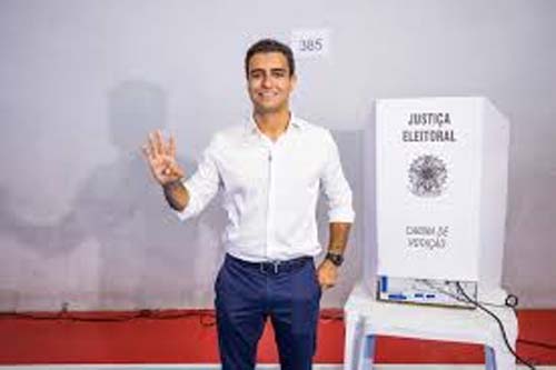 JHC reafirma candidatura ao governo de Alagoas e desafia domínio dos Calheiros