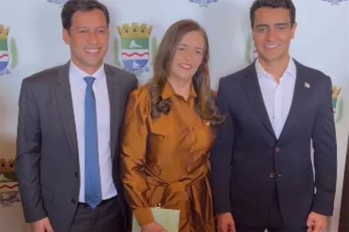 JHC prepara saída antecipada como prefeito e dá sinais de candidatura ao governo em 2026