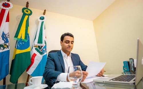 JHC se afasta da Prefeitura de Maceió e Galba Netto assume comando da gestão