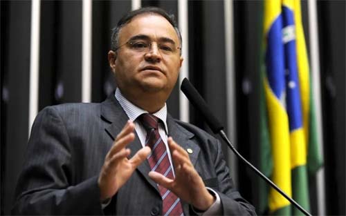 Por maioria de votos, TRE/AL indefere registro de João Caldas, como suplente de senador