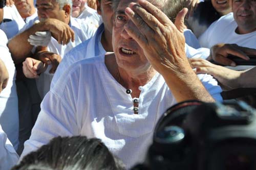 Depoimento de João de Deus tem teclado quebrado, gritos, fio queimado e agente ferido