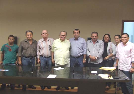 Parlamentares e lideranças de Paulo Jacinto assinam filiação ao PSD