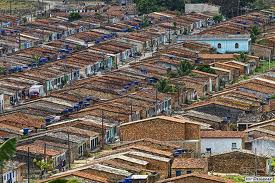 Jovem Feirante é morto a tiros na madrugada desse sábado, enquanto armava banca na feira livre