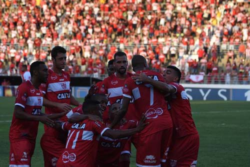 No sufoco, CRB vence o Boa Esporte e ganha folga na luta contra o rebaixamento