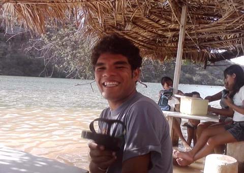 Corpo de jovem desaparecido em Delmiro Gouveia é encontrado boiando em rio