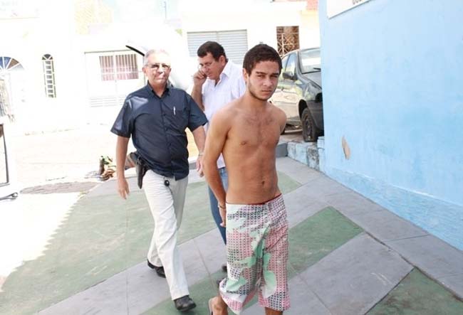 Preso em Palestina assassino de professor em Belo Monte