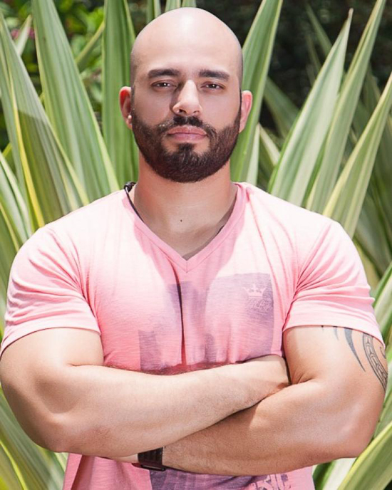 Número recorde de jornalistas que buscam carteira internacional para sair do país