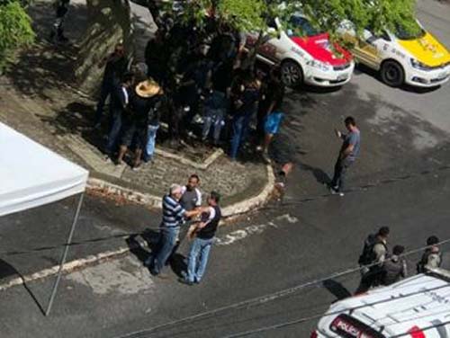 Greve dos jornalistas: polícia é acionada para 