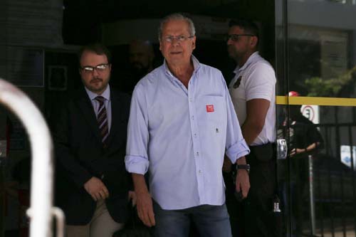 MPF denuncia José Dirceu e mais 14 por corrupção na Petrobras
