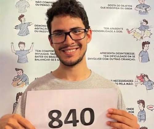 Jovem autista atendido pela APAE alcança 840 na redação do Enem