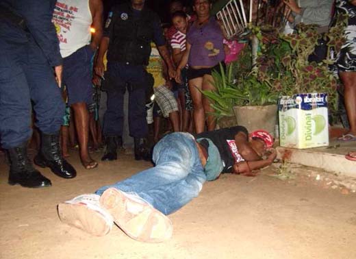 Mesmo armado jovem é executado com mais de 10 tiros em São Miguel dos Campos