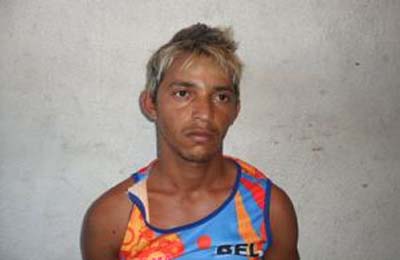 Troca de tiros e tentativa de homicídio deixa três pessoas feridas em Inhapi