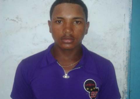 Homem tenta matar mãe a cacetadas em Marechal