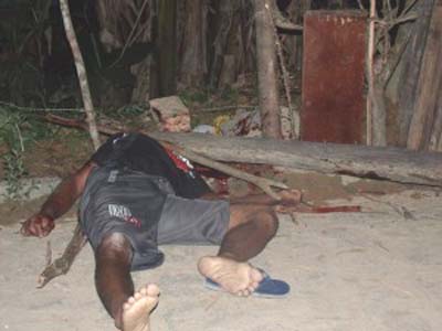 Homem é morto a pedradas e pauladas 