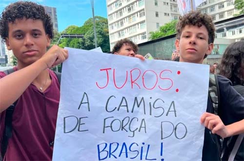 Brasil se aproxima de gasto histórico de R$ 1 trilhão com juros devido à alta da Selic