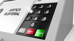 Dos 27,4 mil registros de candidaturas, 8,4 mil são de mulheres