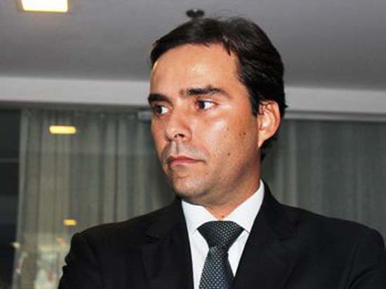 Kelmann critica Renan e diz que escolha dele como vice de Collor foi motivo de chacota