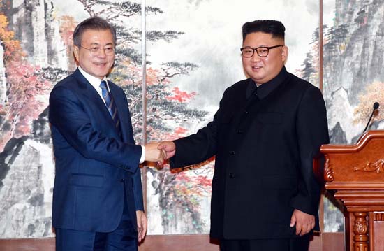 Kim Jong-un vai convidar o Papa Francisco para visitar a Coreia do Norte