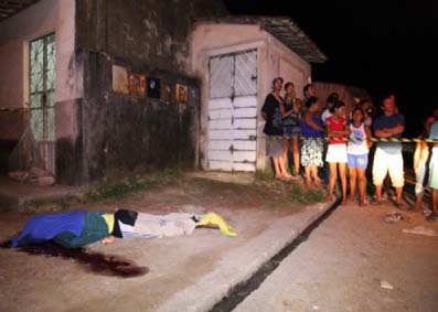 Adolescente sofre emboscada e é executado no Benedito Bentes