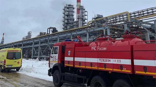 Voluntários russos pró-Ucrânia atacam e dizem controlar cidade no leste da Rússia