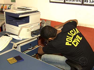 Polícia prende quadrilha de hackers que invadiu contas bancárias no país