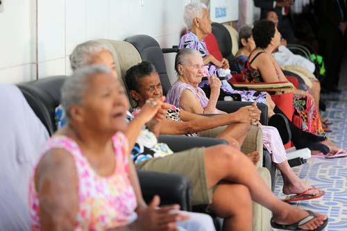 TJ doa mais de 6 mil fraldas e 500 pacotes de leite para abrigos de idosos