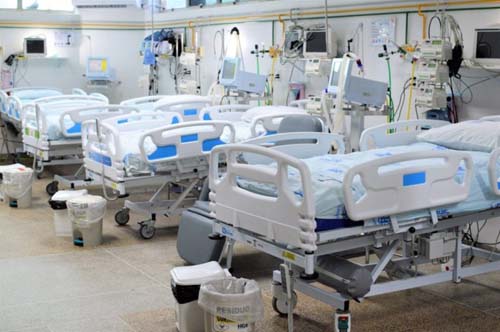 Redução de leitos de UTI exclusivos para pacientes com Covid faz taxa de ocupação voltar a subir em Alagoas