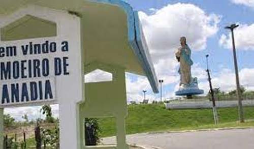 Criminosos se passam pelo prefeito de Limoeiro para aplicar golpes