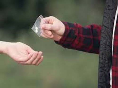 Retorno do LSD na medicina: cientista aposta em resultados no tratamento da ansiedade