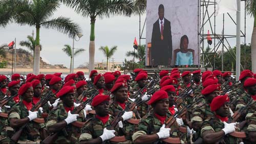 Luanda admite compensar danos às vítimas da repressão e da guerra