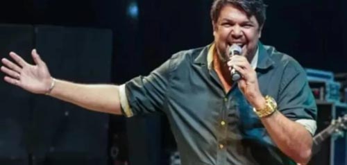 Cantor de forró morre em batida entre carro e caminhão na BR-116