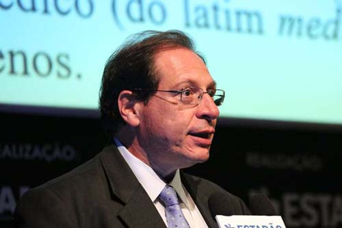 Ministro quer julgar chapa de Bolsonaro 