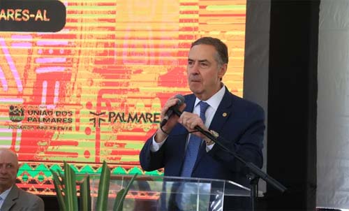 Em Alagoas, Barroso destaca combate ao racismo em visita histórica à Serra da Barriga