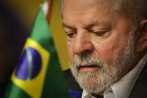 Procuradoria cobra certidão criminal de Lula para registrar candidatura