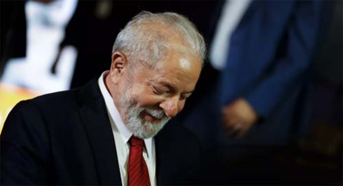 Crescimento de Bolsonaro assusta, e PT vai antecipar campanha de Lula