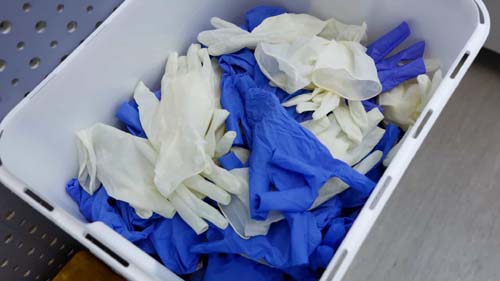 Receita Federal doa 5 milhões de luvas para combate ao coronavírus